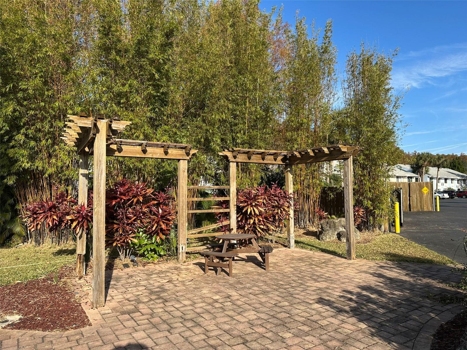 PARADISE LAKES CONDO - Residential Lease