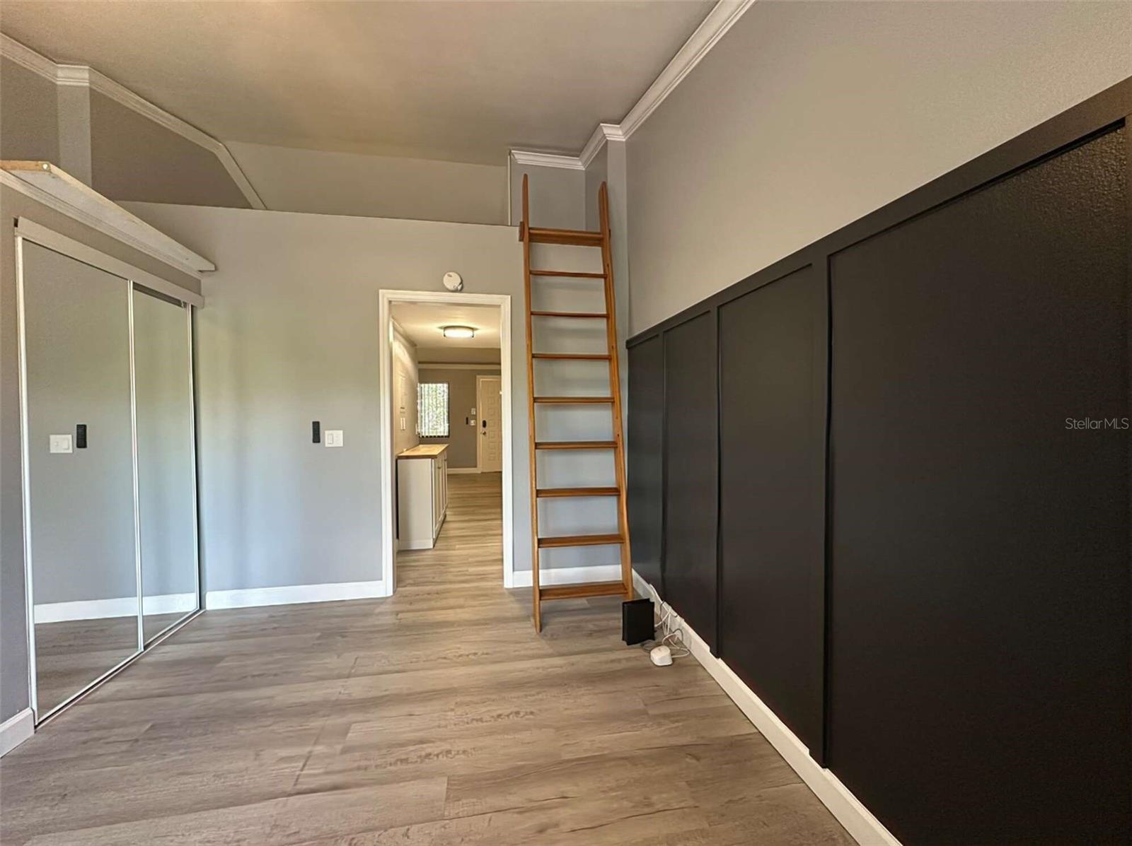 PARADISE LAKES CONDO - Residential Lease