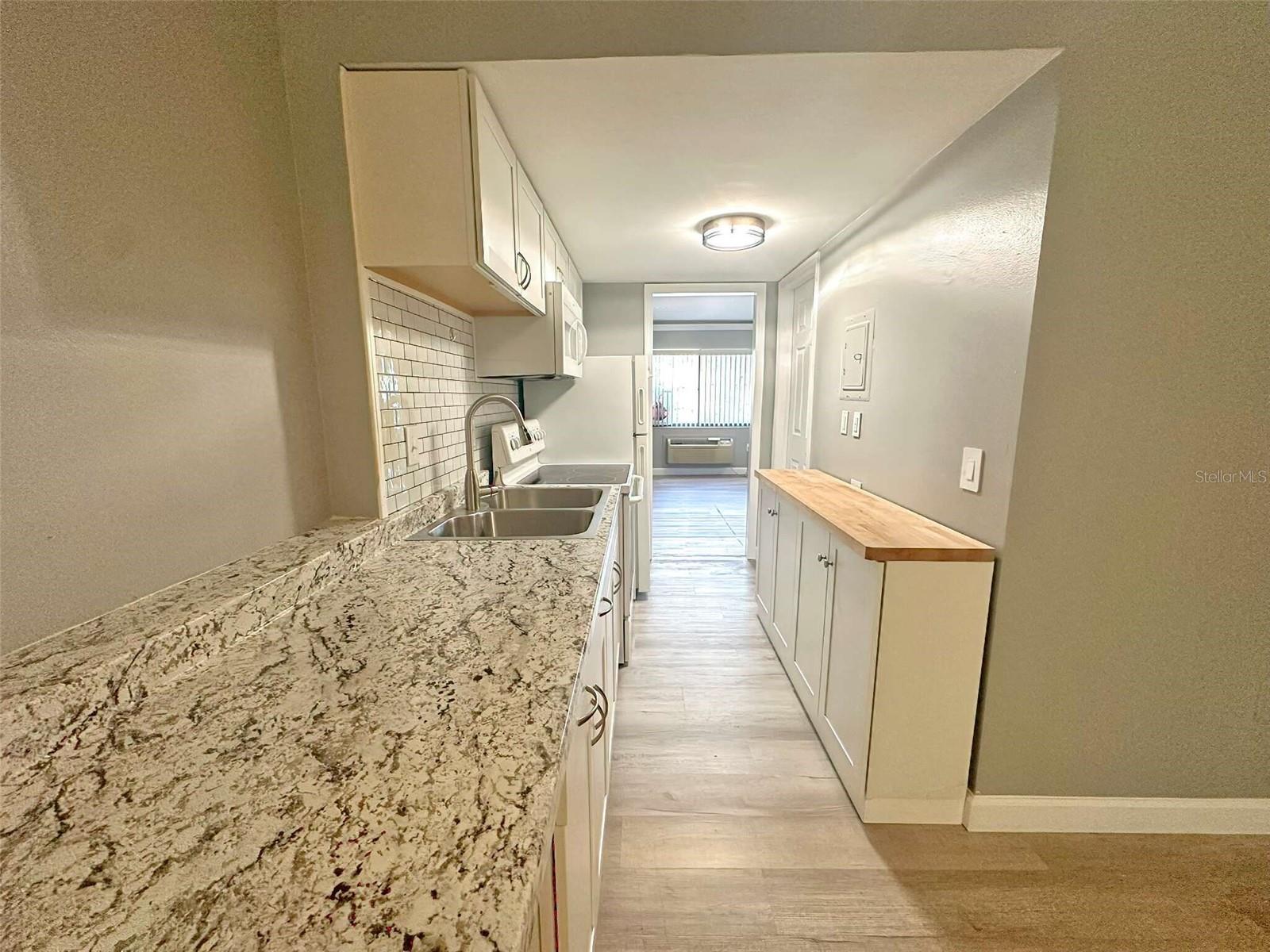 PARADISE LAKES CONDO - Residential Lease