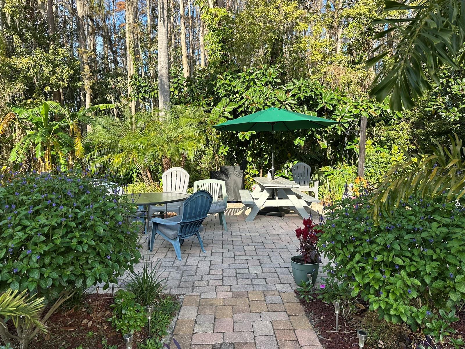 PARADISE LAKES CONDO - Residential Lease