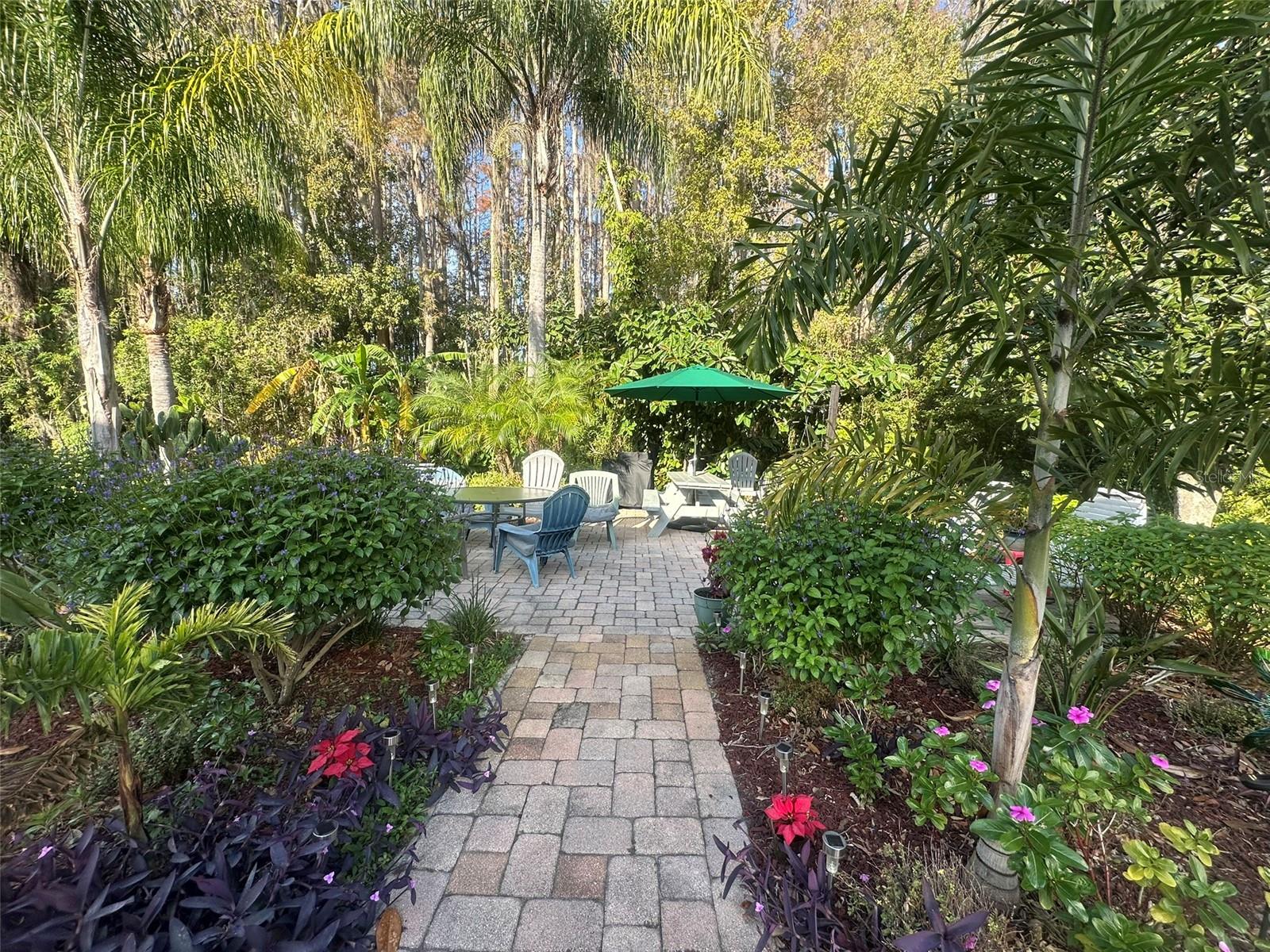 PARADISE LAKES CONDO - Residential Lease