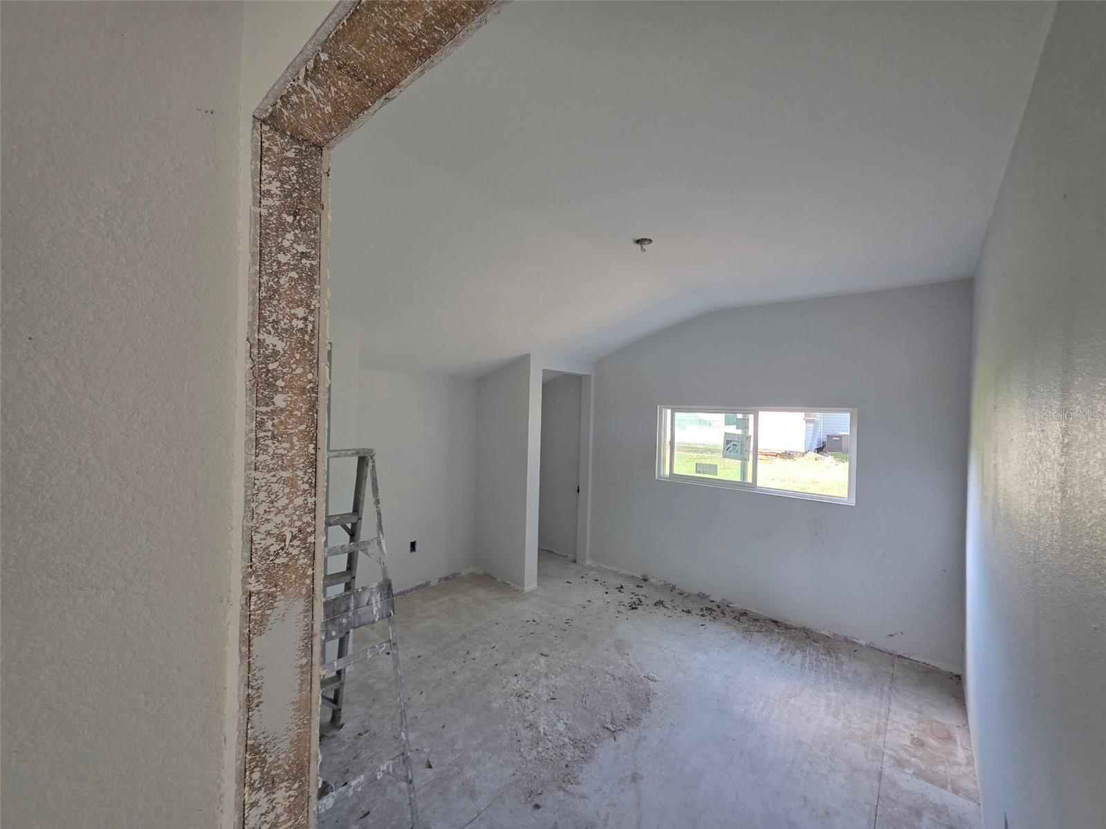 UNREC PORTIONS SE 01/4 NW 01/4 & NW 01/4 - Residential