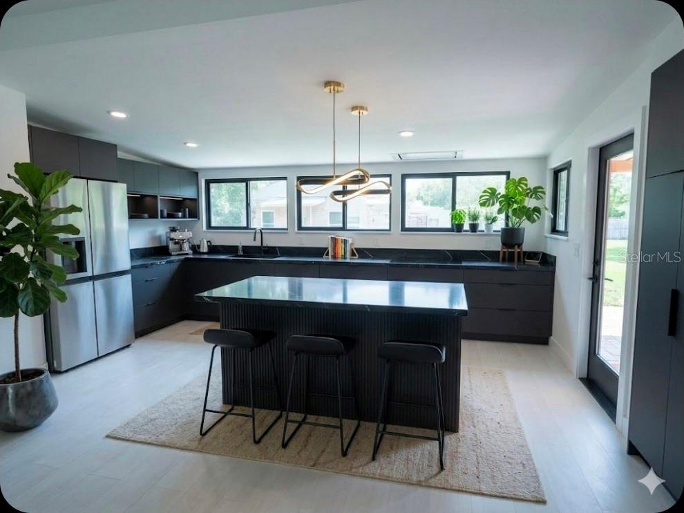 UNREC PORTIONS SE 01/4 NW 01/4 & NW 01/4 - Residential