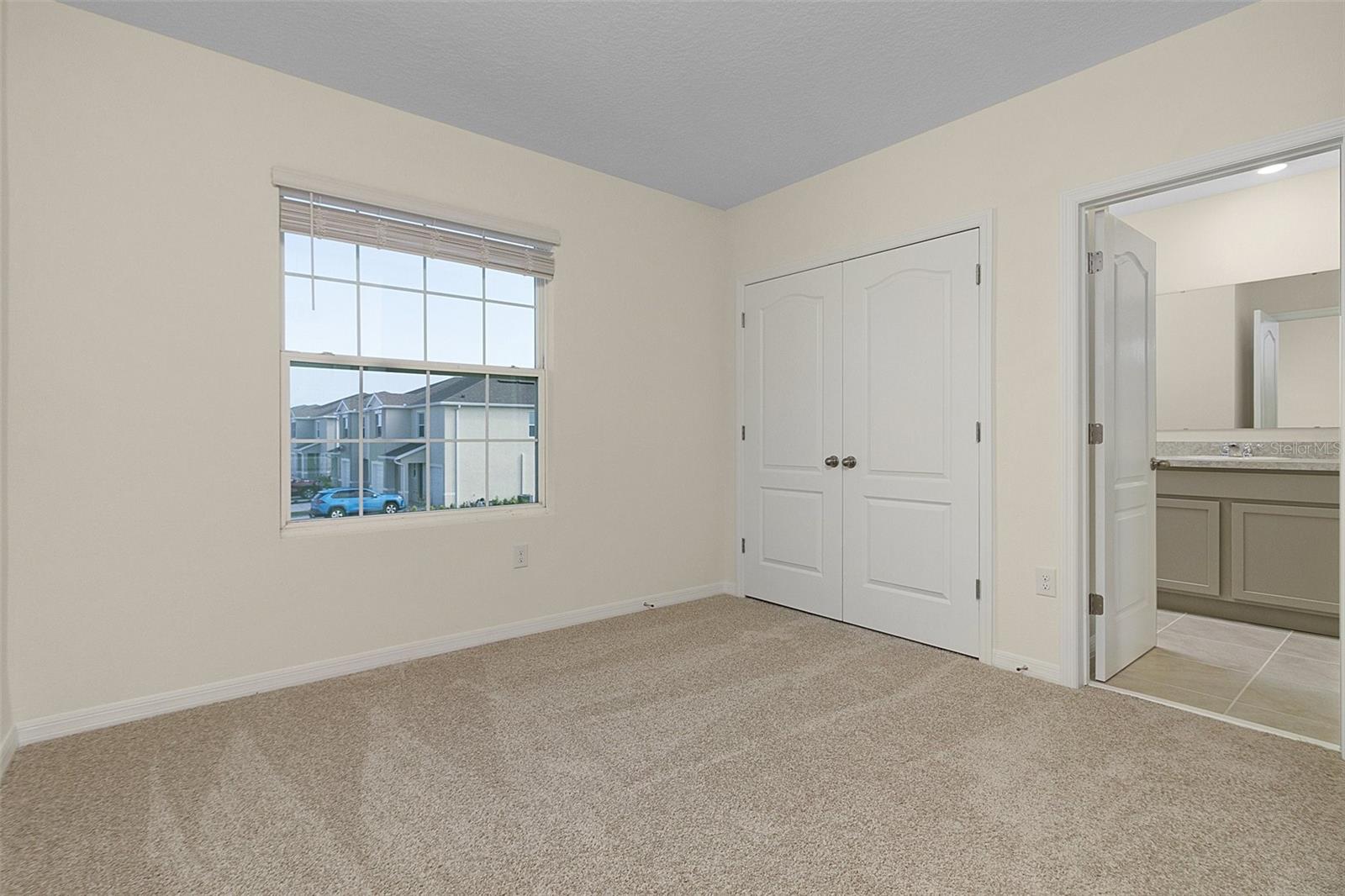 THOMPSON GROVE - Residential