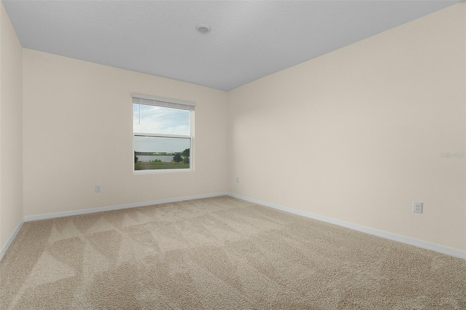 THOMPSON GROVE - Residential