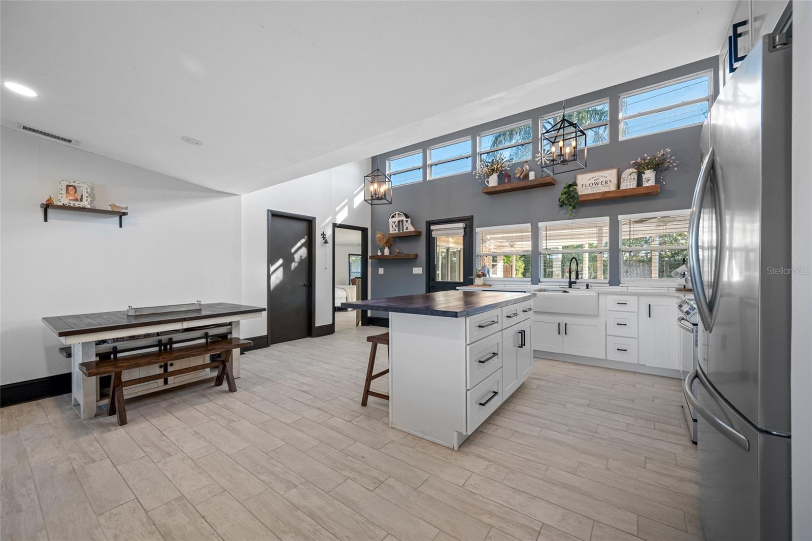 CLEARWATER MANOR - Residential