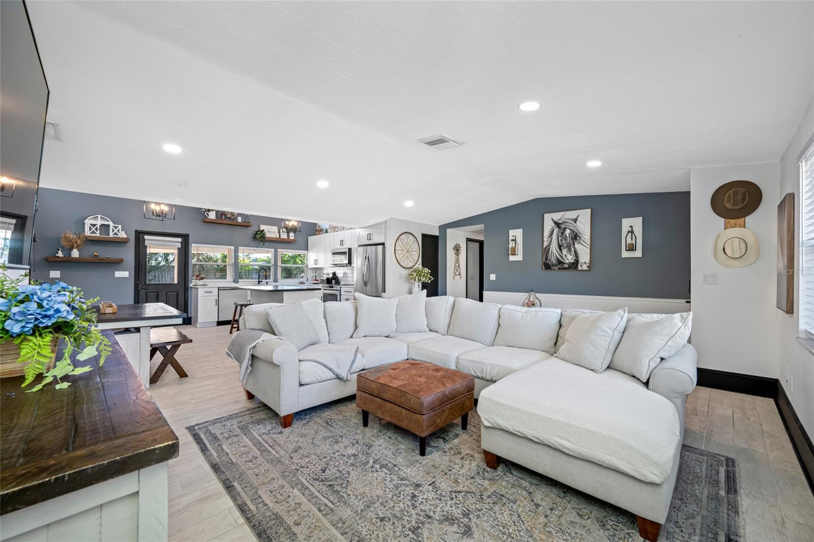 CLEARWATER MANOR - Residential