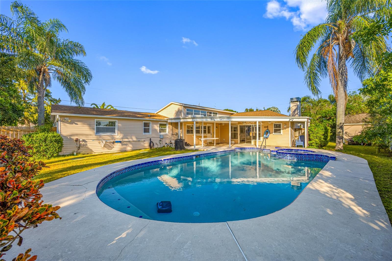 CLEARWATER MANOR - Residential