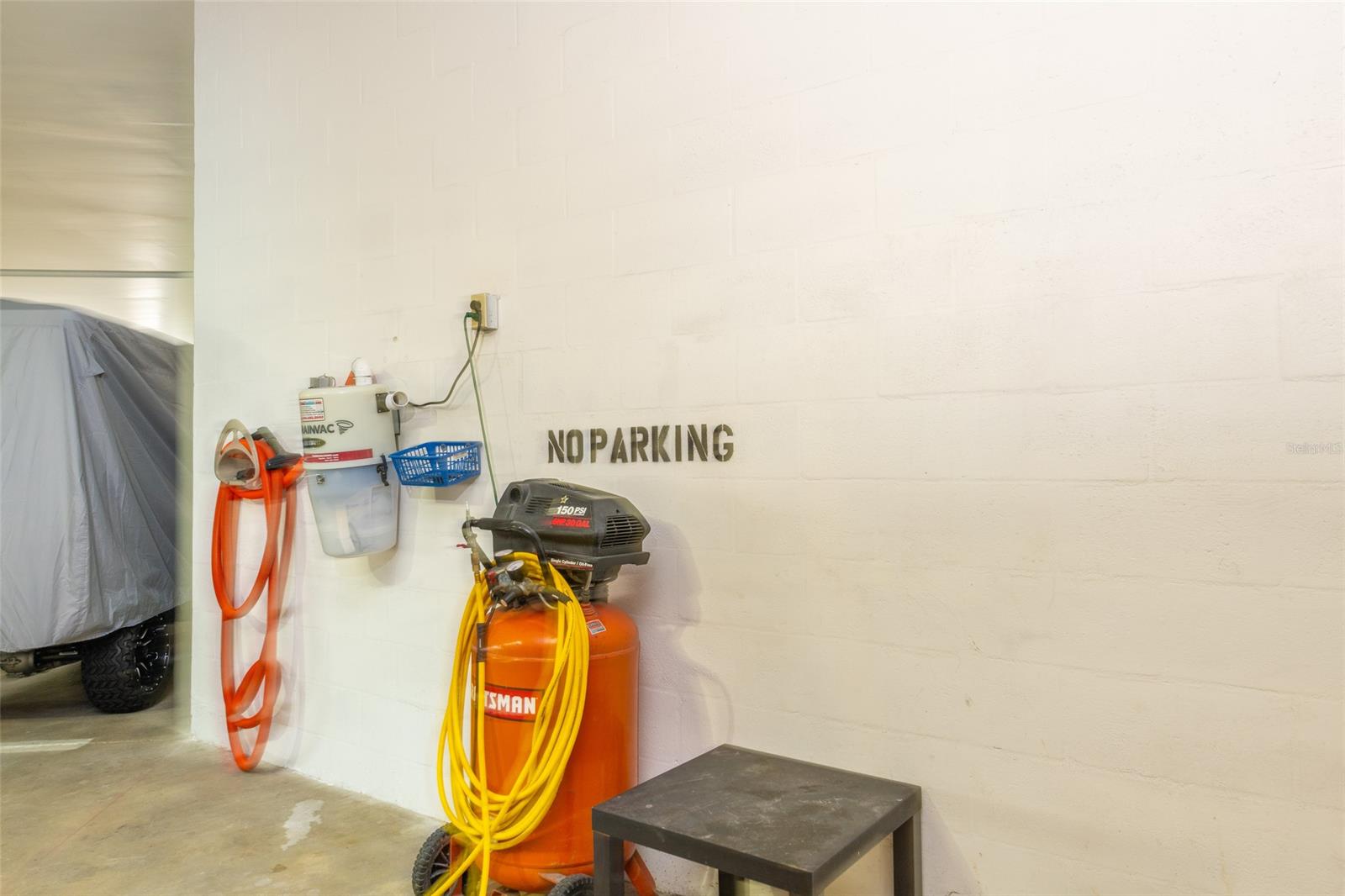 Diamond Head Point Condo - Residential