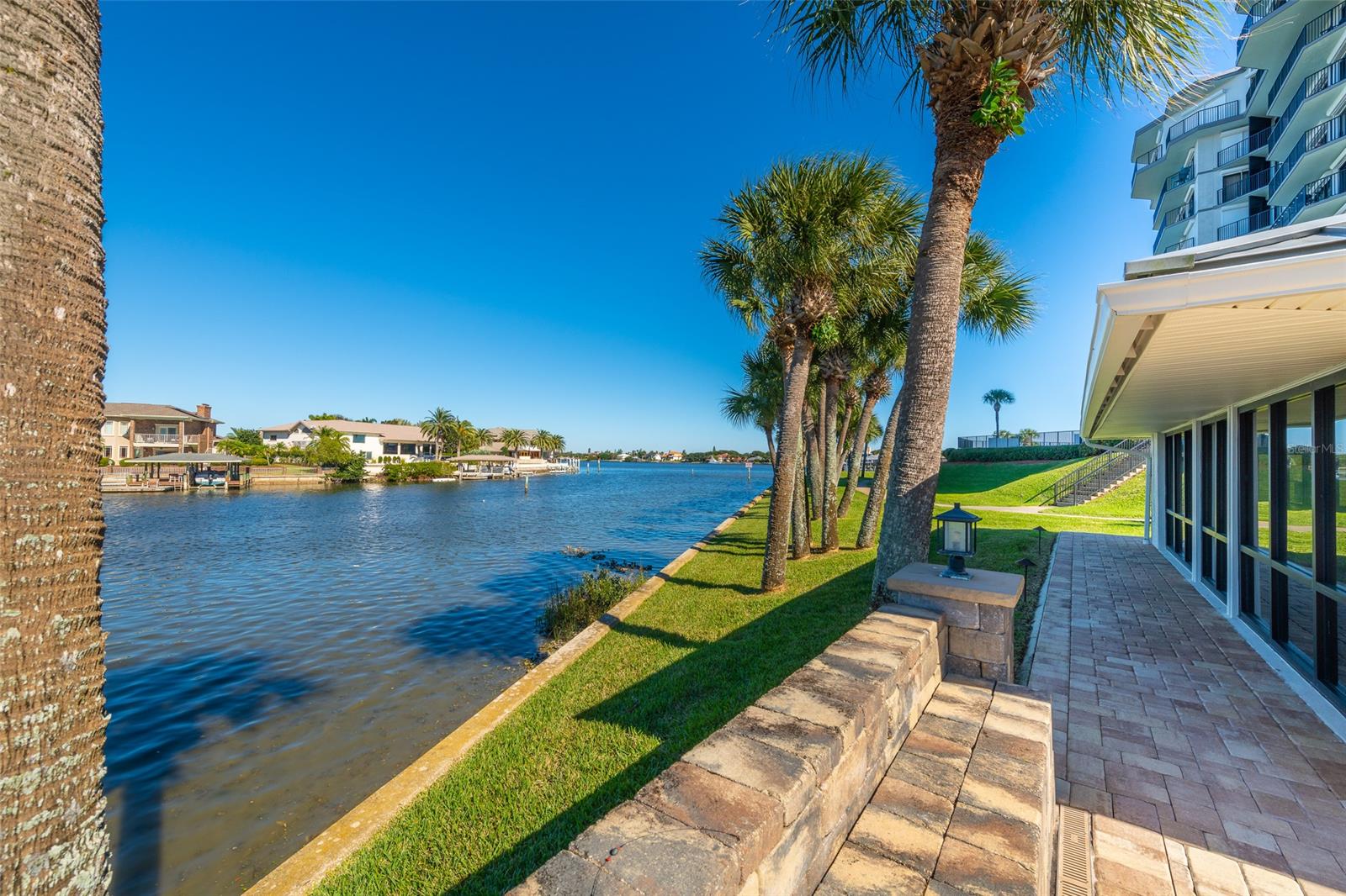 Diamond Head Point Condo - Residential