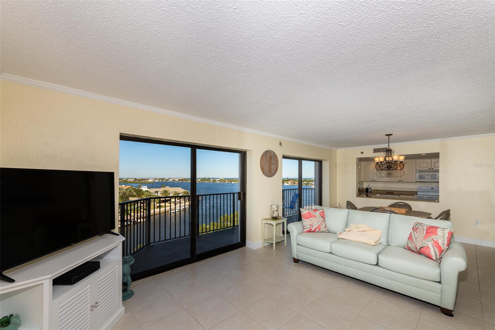 Diamond Head Point Condo - Residential