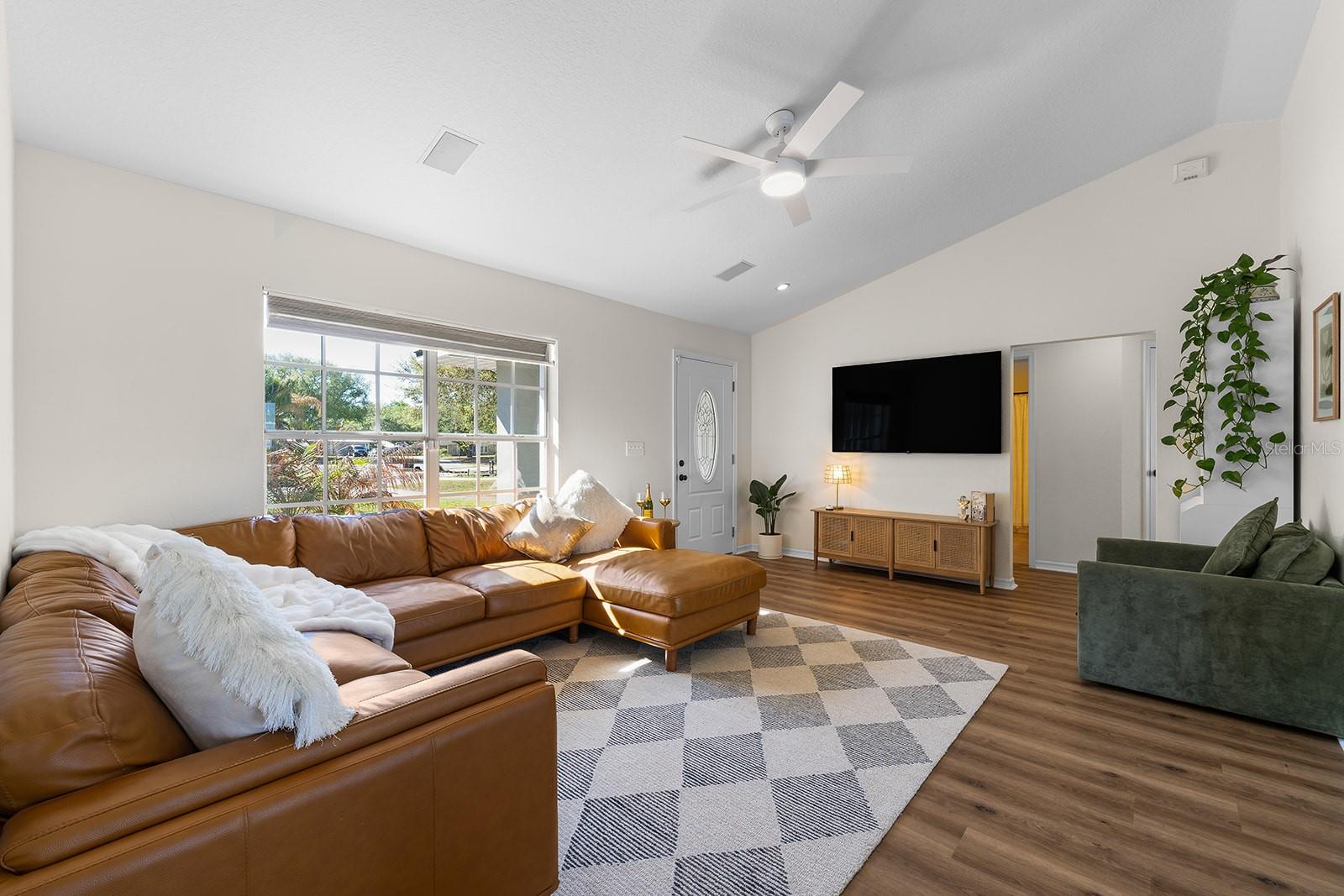 ROLLING HILLS SUB - Residential