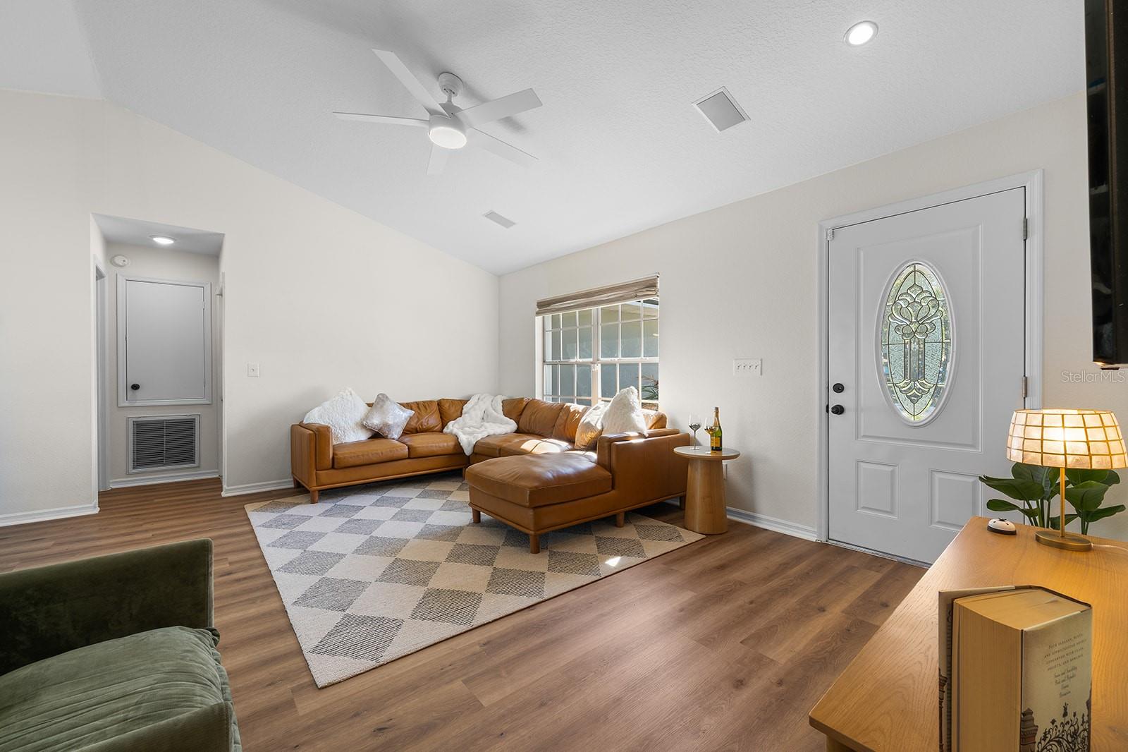 ROLLING HILLS SUB - Residential