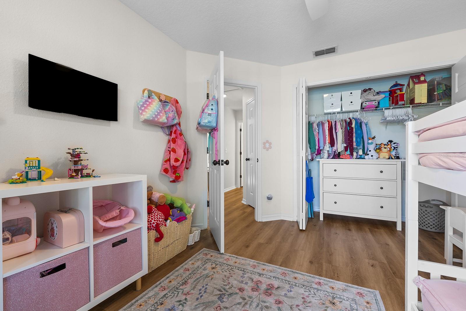 ROLLING HILLS SUB - Residential