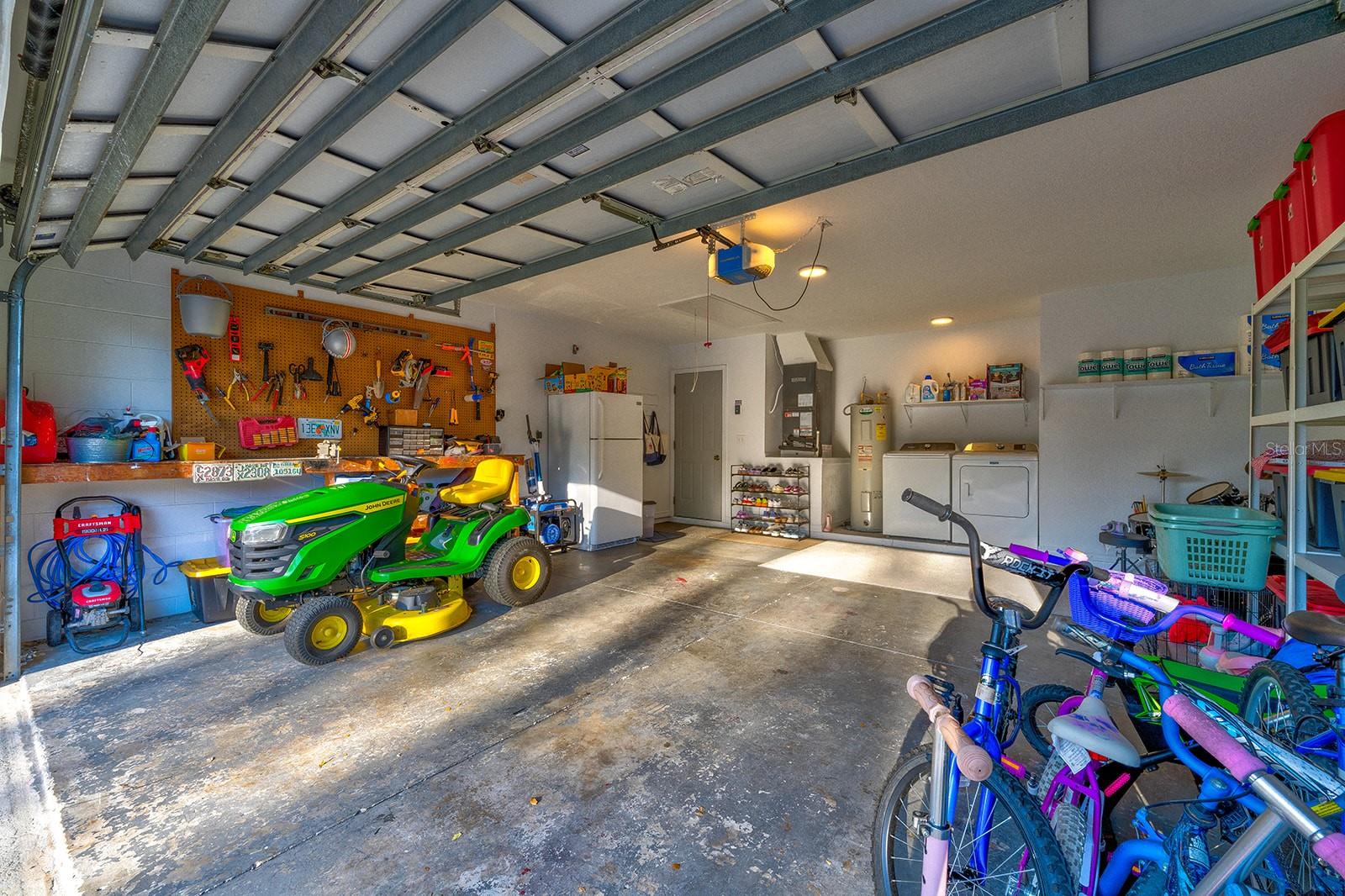 ROLLING HILLS SUB - Residential