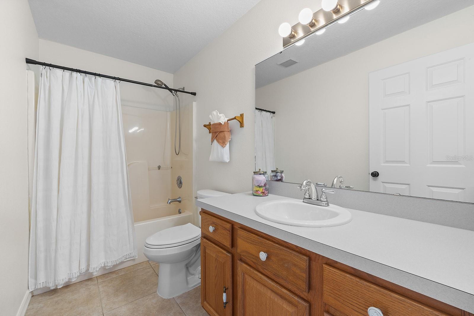 ROLLING HILLS SUB - Residential