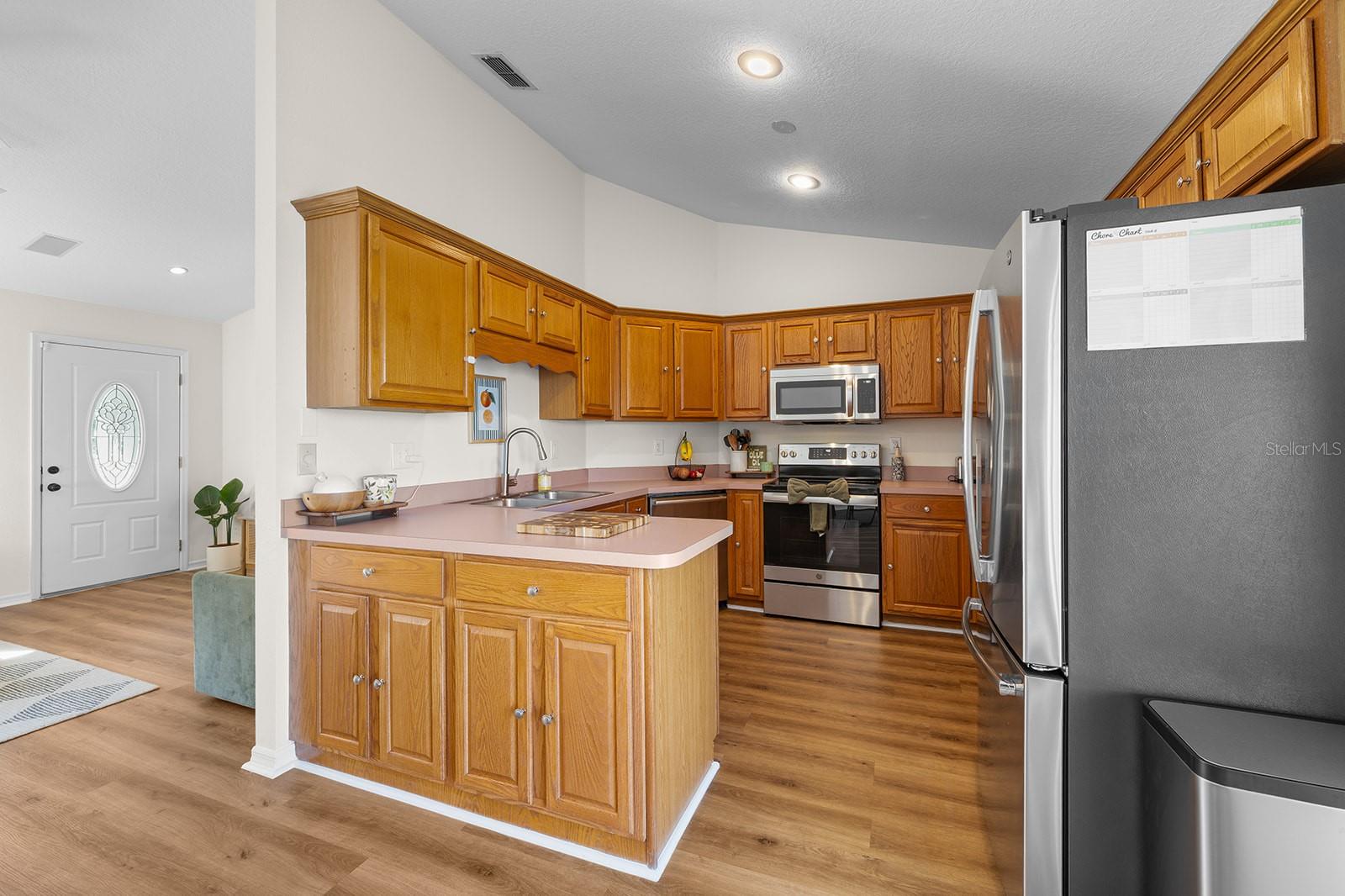 ROLLING HILLS SUB - Residential