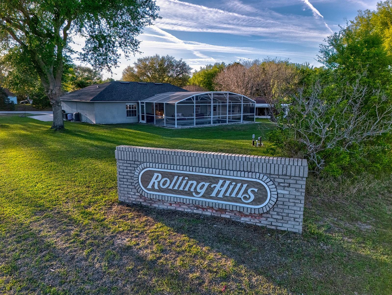 ROLLING HILLS SUB - Residential