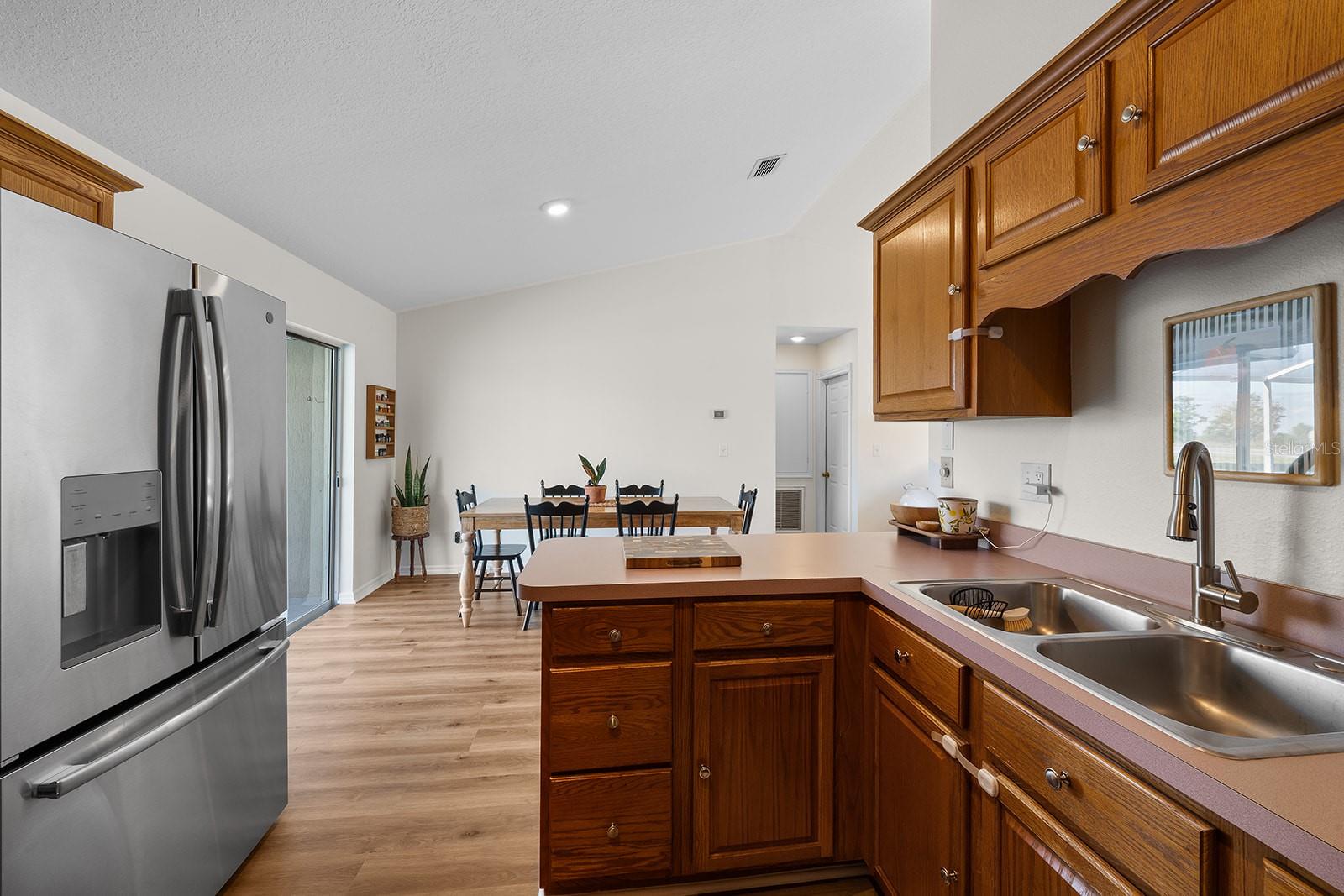 ROLLING HILLS SUB - Residential