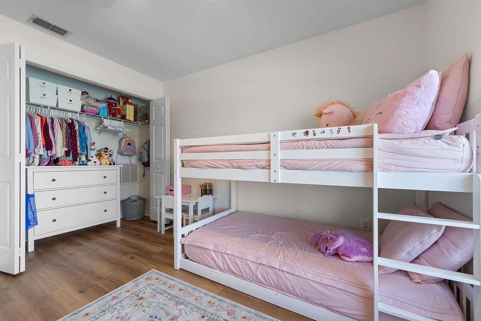 ROLLING HILLS SUB - Residential