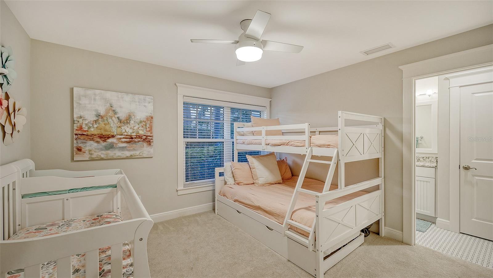 COUNTRY CLUB SHORES SEC 02 - Residential