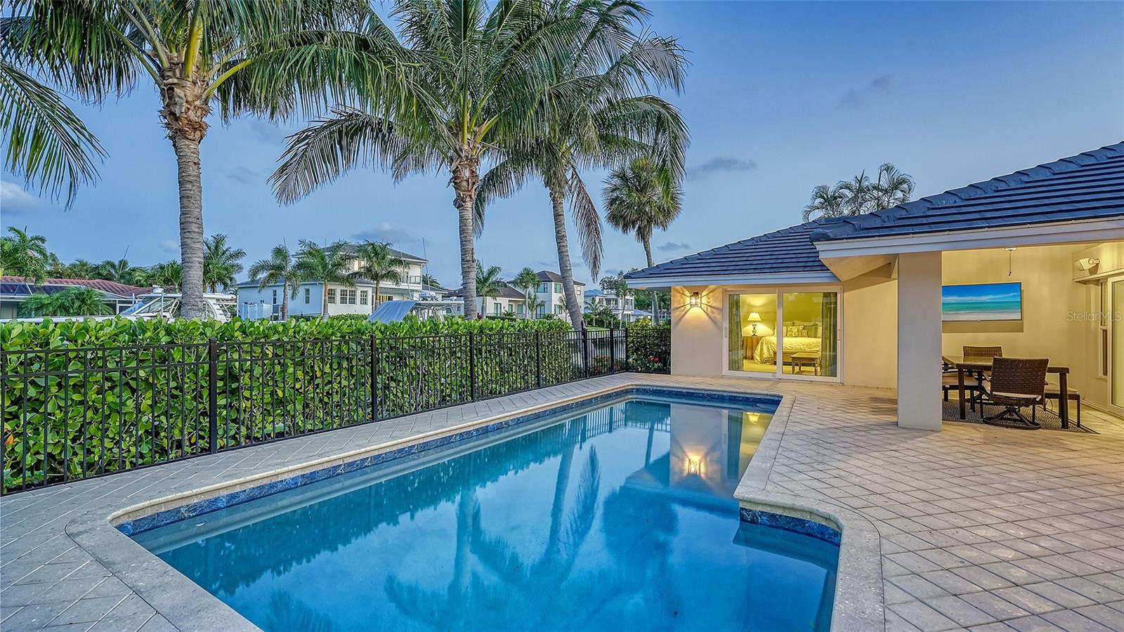 COUNTRY CLUB SHORES SEC 02 - Residential