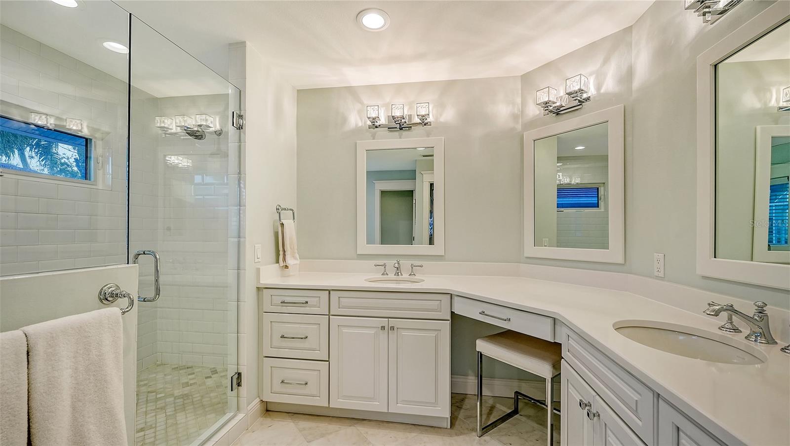 COUNTRY CLUB SHORES SEC 02 - Residential