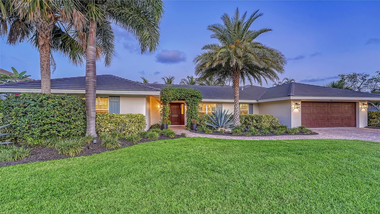 COUNTRY CLUB SHORES SEC 02 - Residential