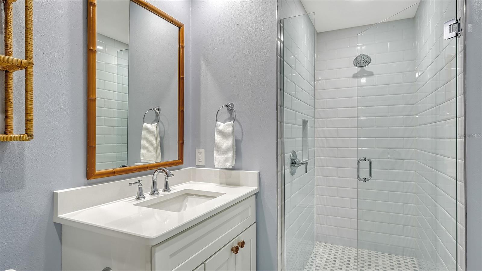 COUNTRY CLUB SHORES SEC 02 - Residential