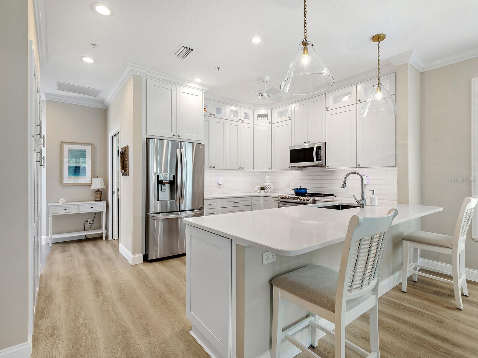 337 SUNSET LAKE BOULEVARD 337