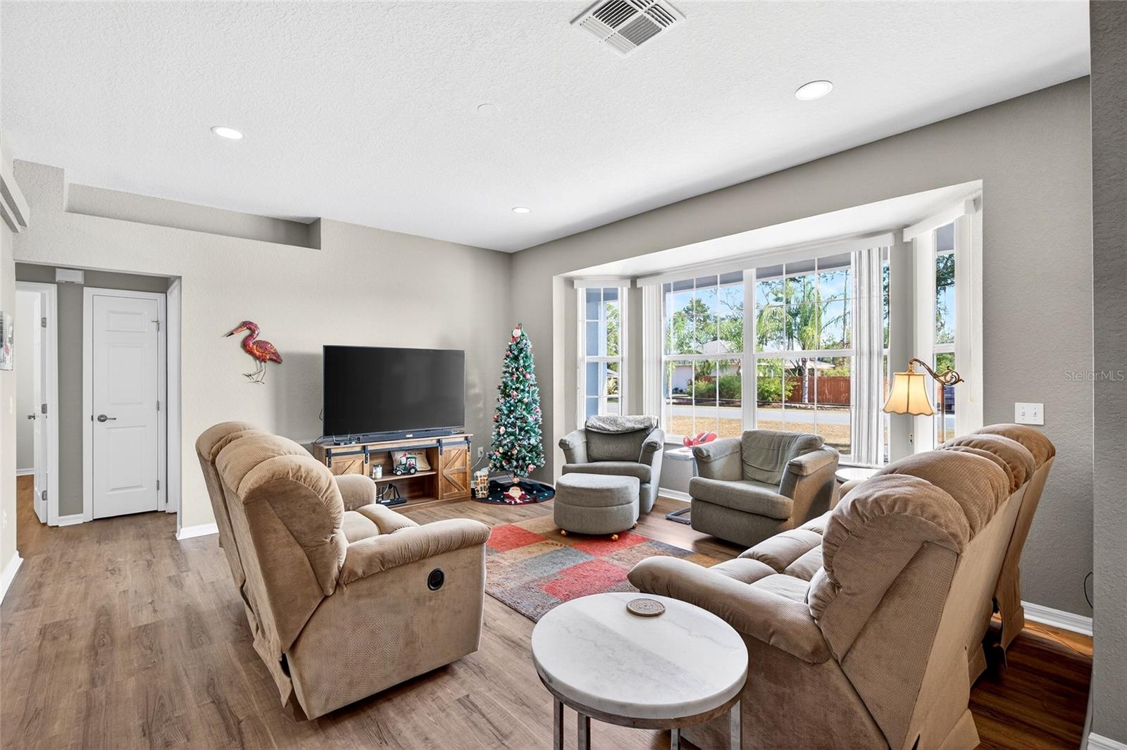 TRAILS EAST - Residential