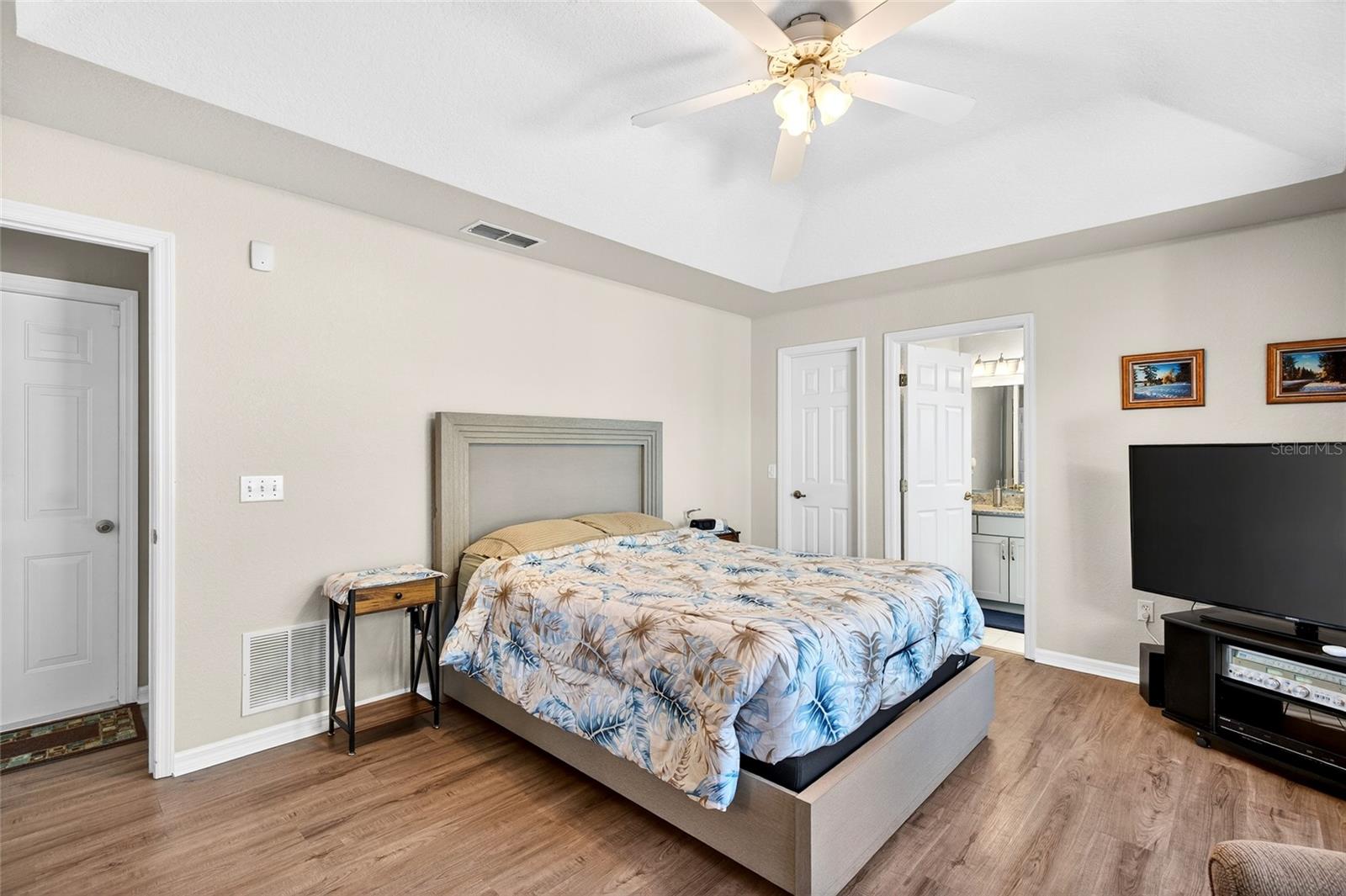 TRAILS EAST - Residential