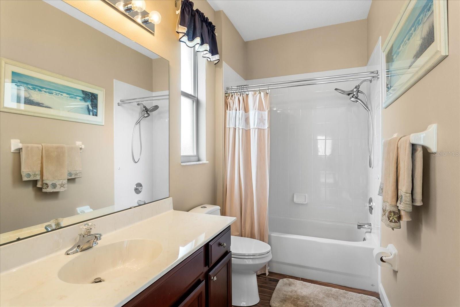 LA VINA 49 135 - Residential