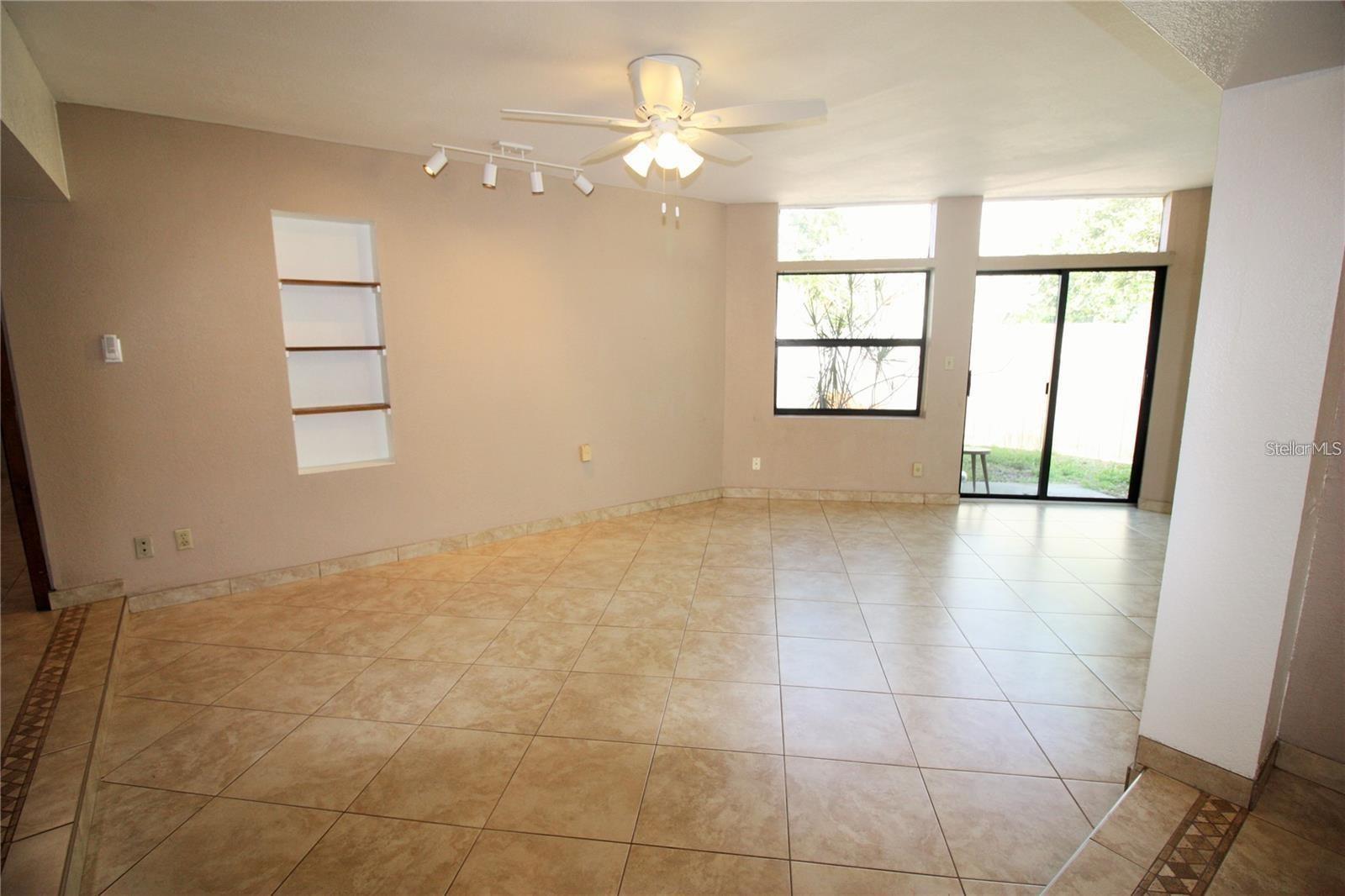 CONCORD WOODS VILLAGE SEC 1 - Residential Lease