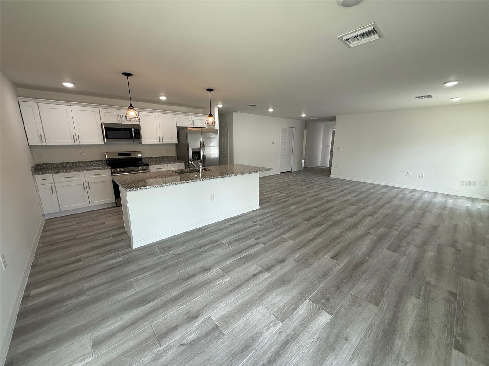 PORT CHARLOTTE SUB 19 - Residential Lease