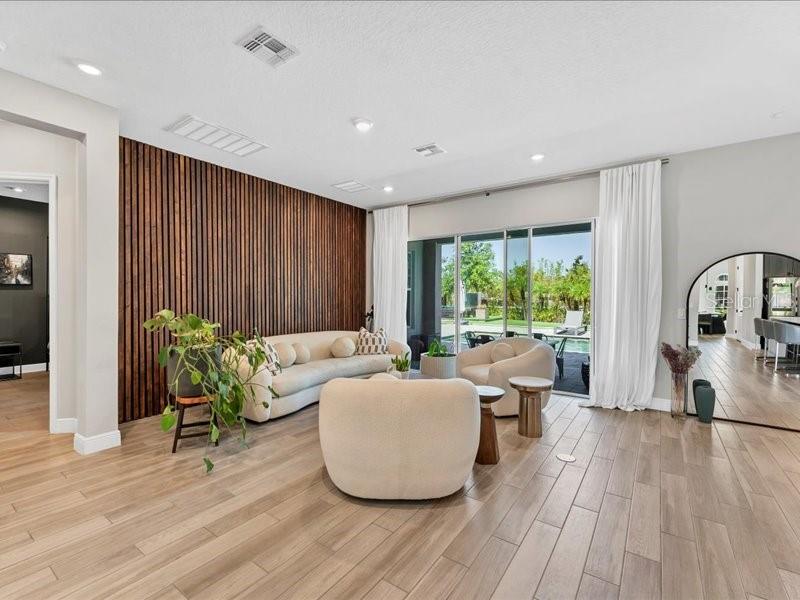 8408 LUDINGTON CIRCLE