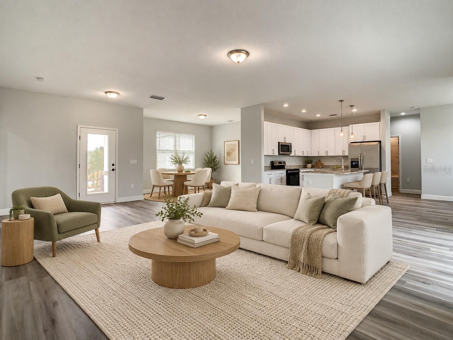 1979 E CHAPEL DRIVE