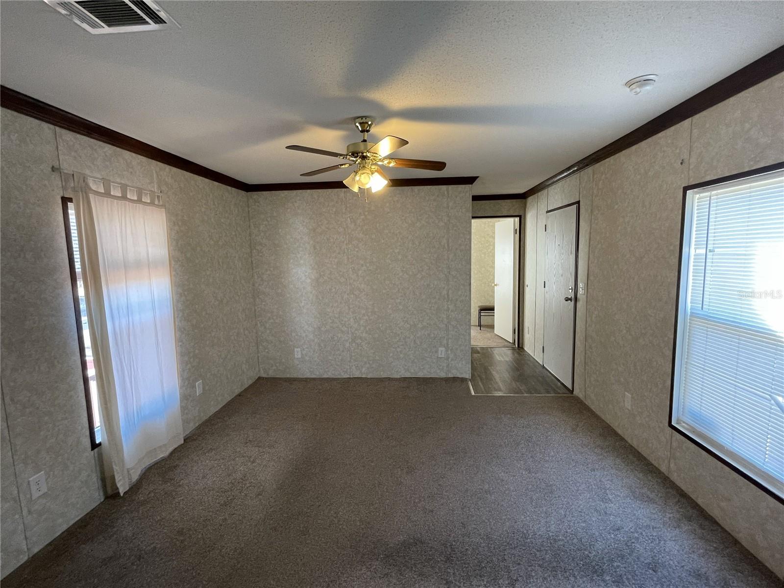 LAKE TROPICANA RANCHETTES - Residential