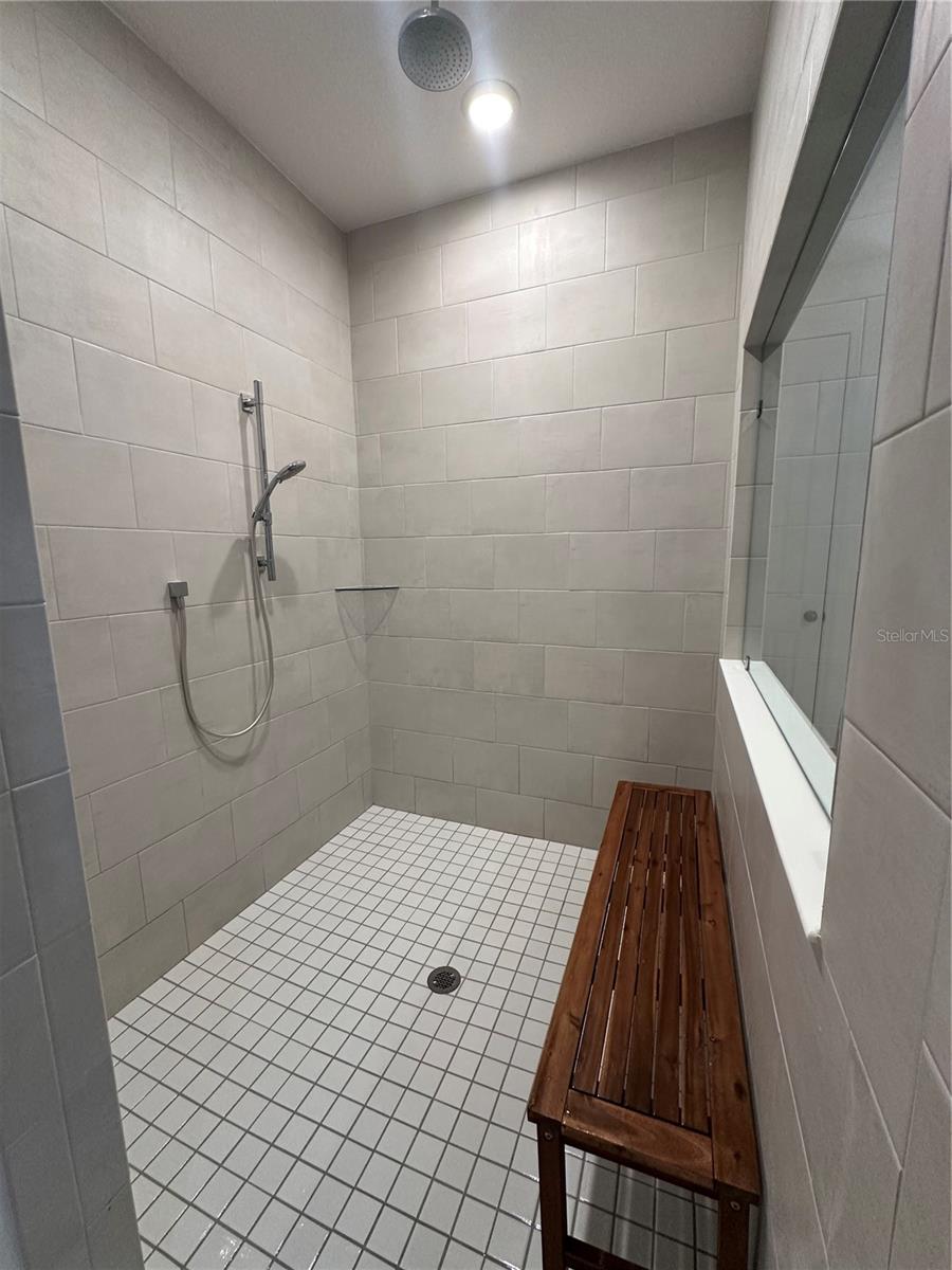 HANOVER LAKES PH 5 - Residential