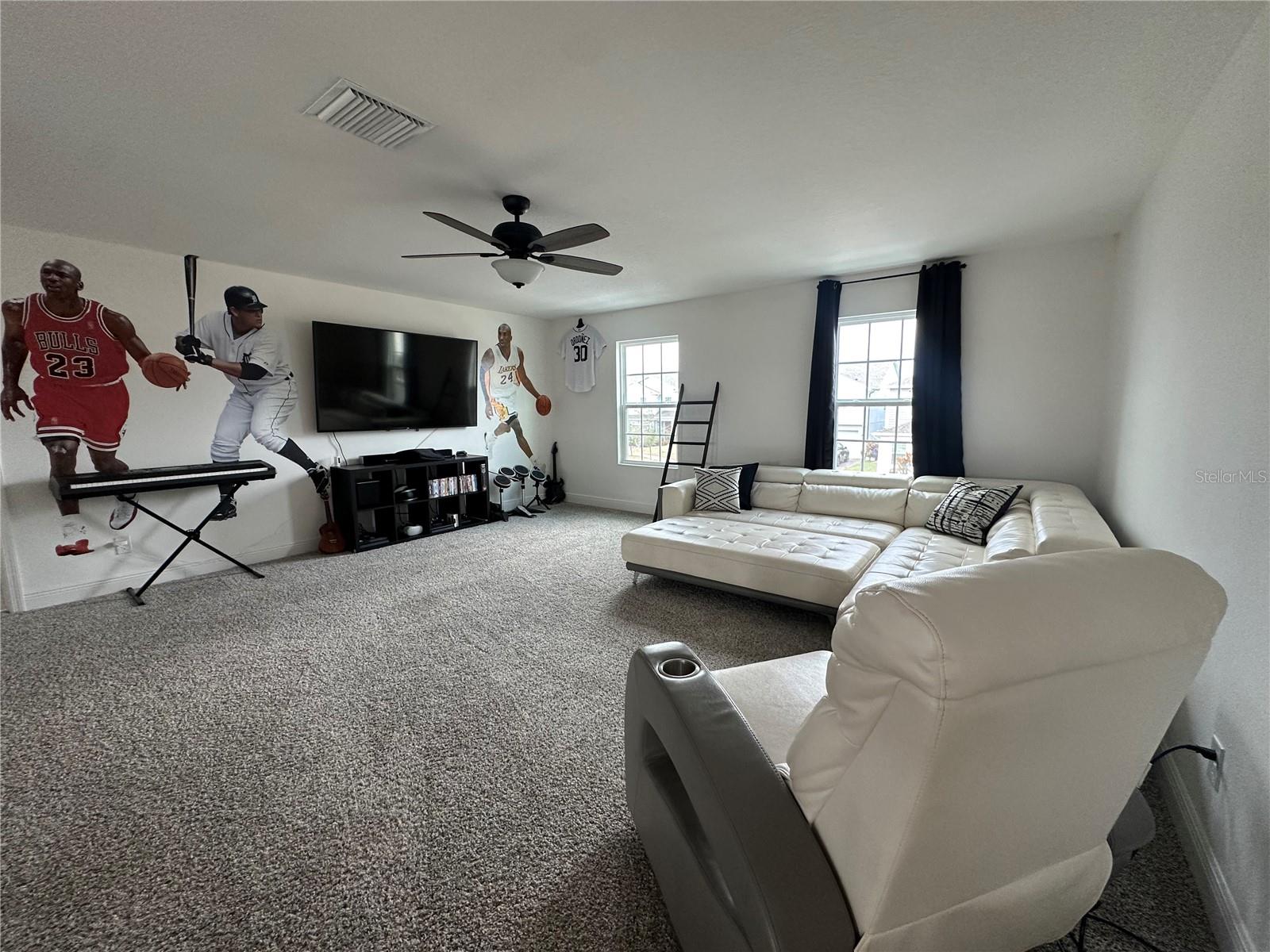 HANOVER LAKES PH 5 - Residential