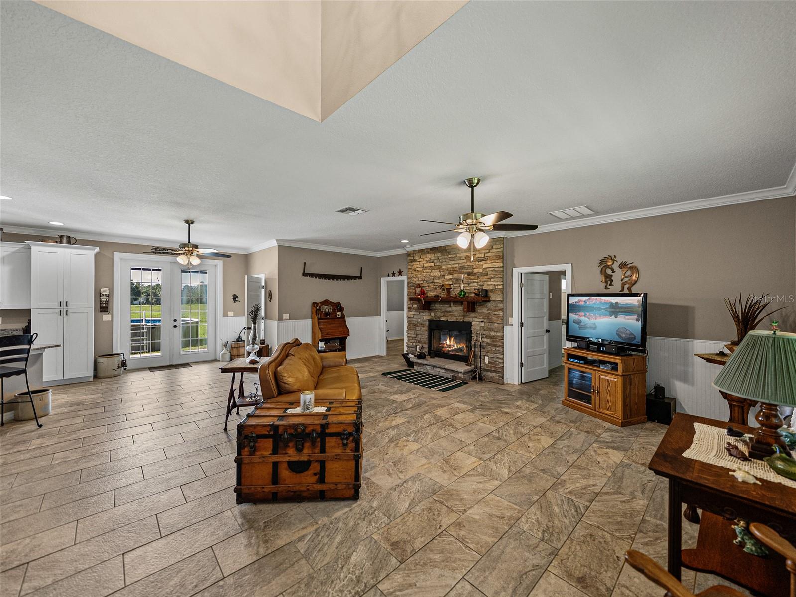 LAKEVIEW CROSSING PH1 - Residential