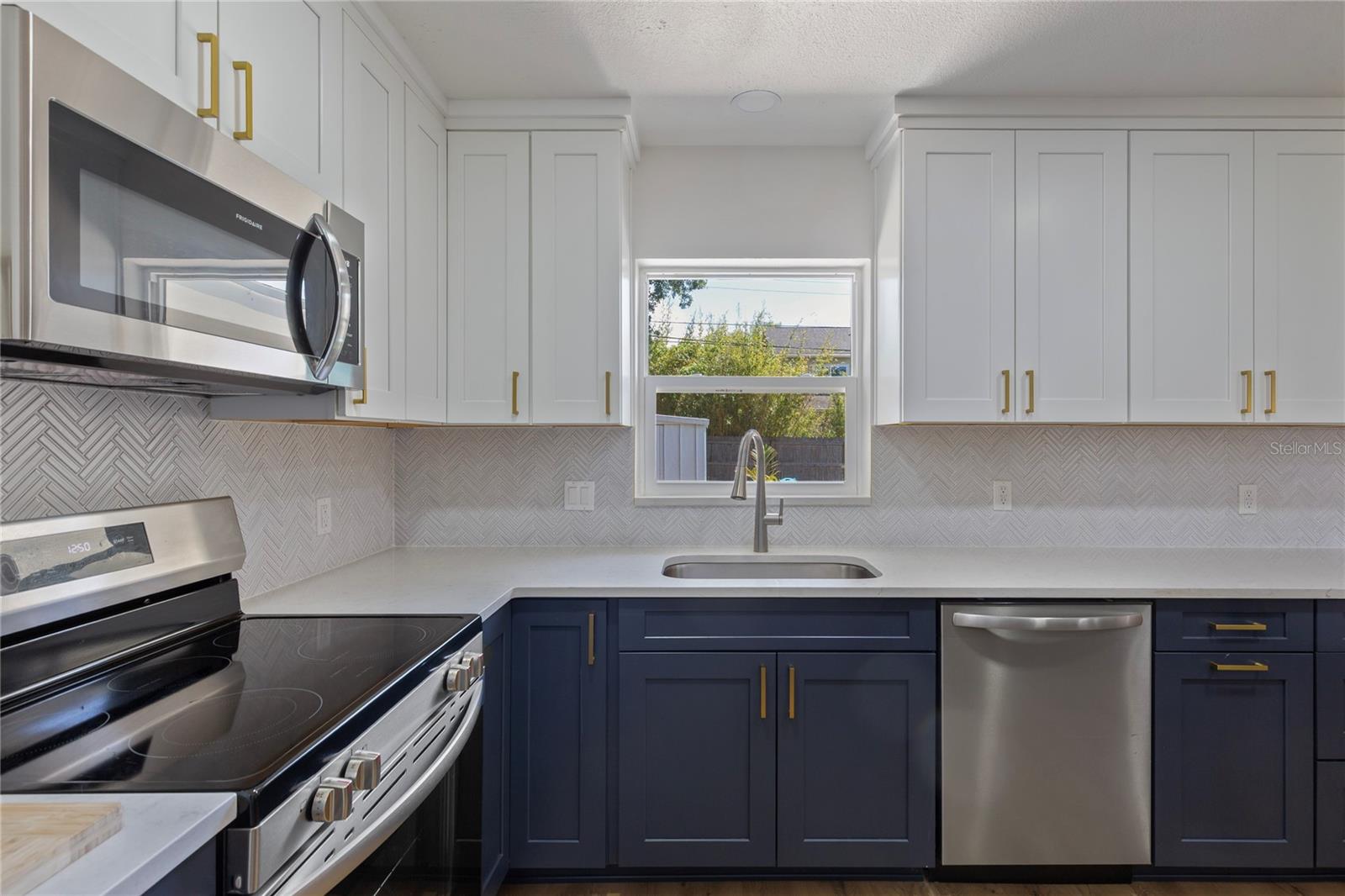 VIRGINIA GROVE TERRACE - Residential