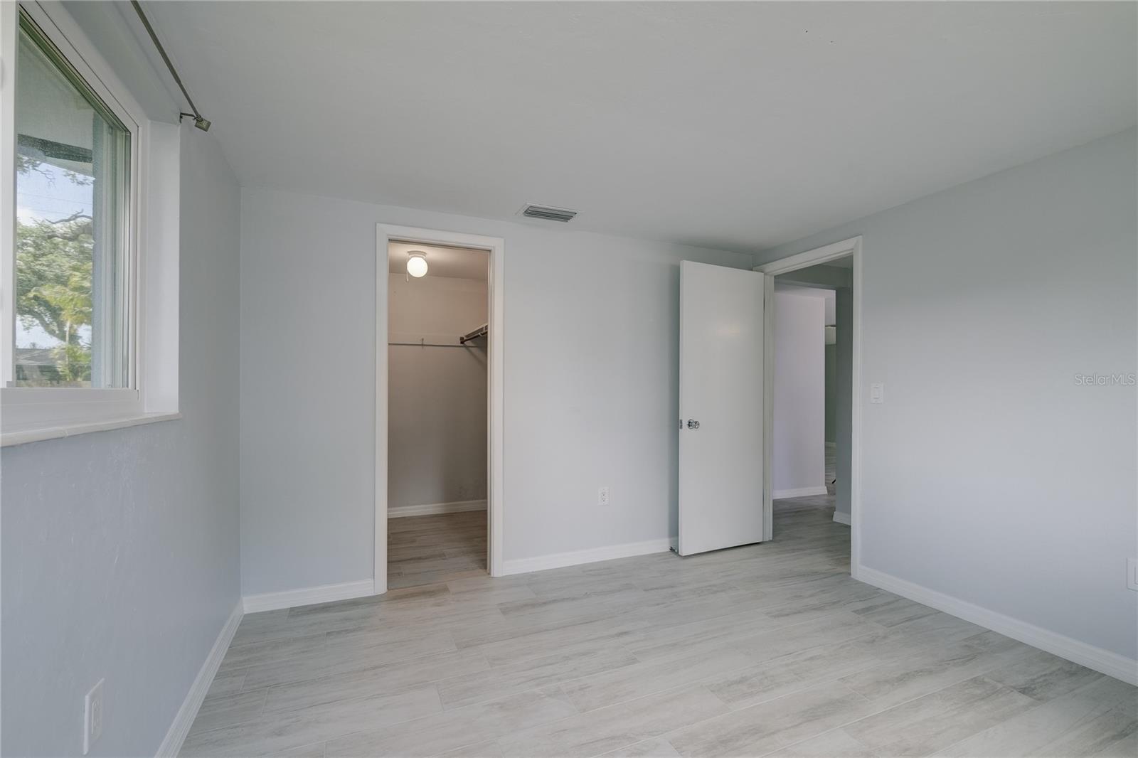 GULF GATE - Residential Lease