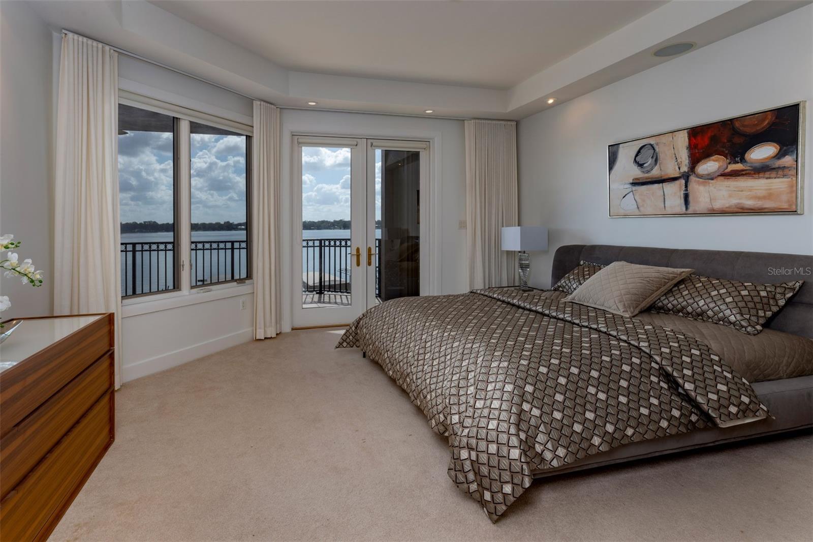 PERLE DU LAC CONDO OR 5843/4848 - Residential