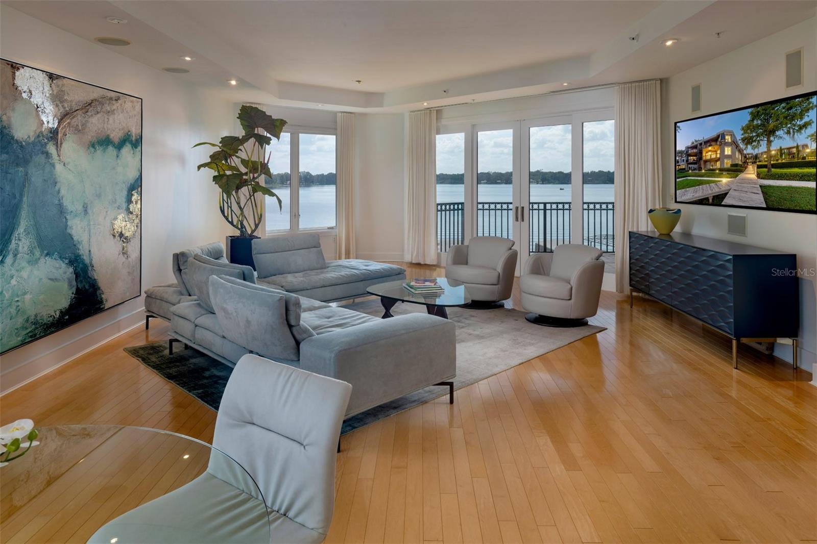 PERLE DU LAC CONDO OR 5843/4848 - Residential