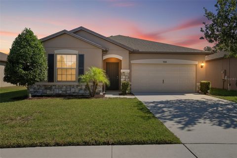 Photo of 988 Scarlet Plume Lane, Brooksville, FL 34604 (MLS # W7879867)