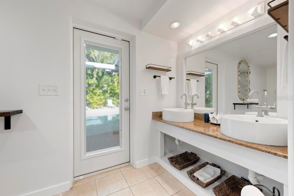 HOLMES BEACH 17TH UNIT - Residential Income