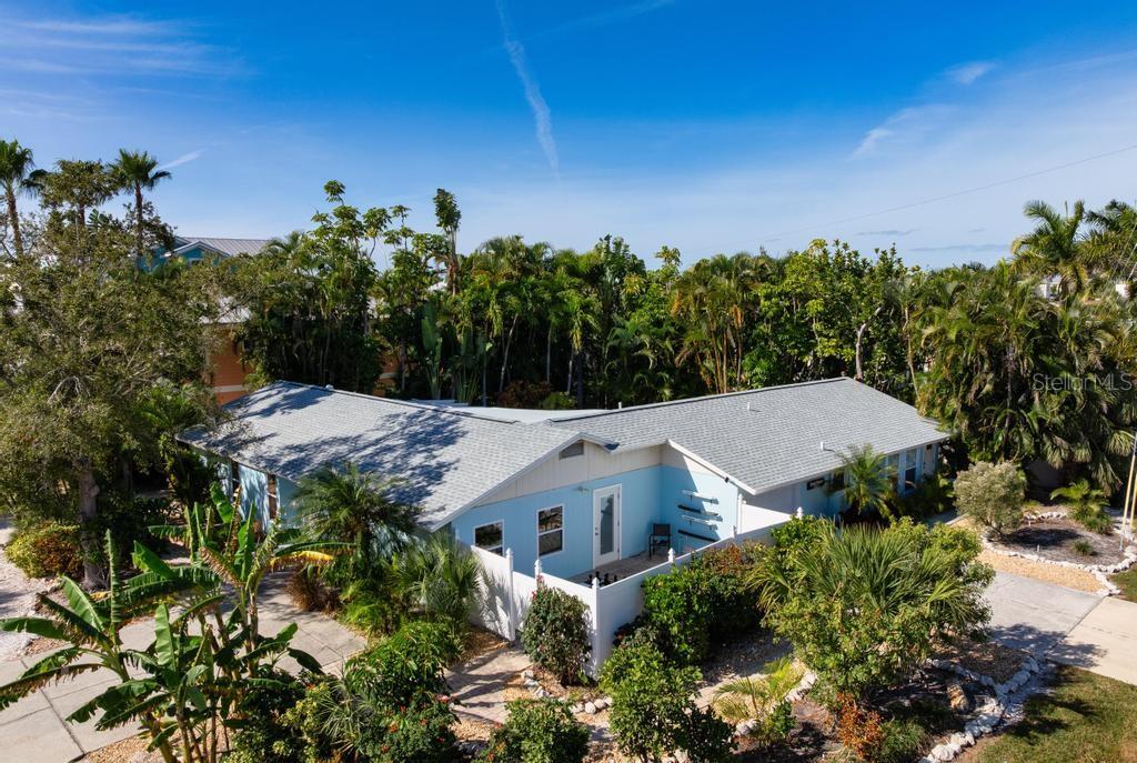 HOLMES BEACH 17TH UNIT - Residential Income