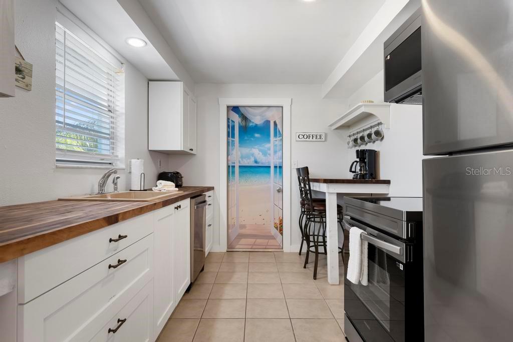 HOLMES BEACH 17TH UNIT - Residential Income