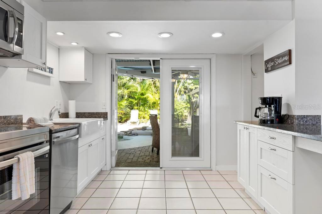 HOLMES BEACH 17TH UNIT - Residential Income